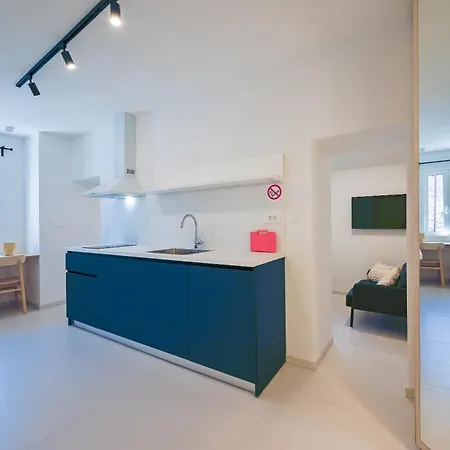 House Grisia 33 Gasthuis 3*