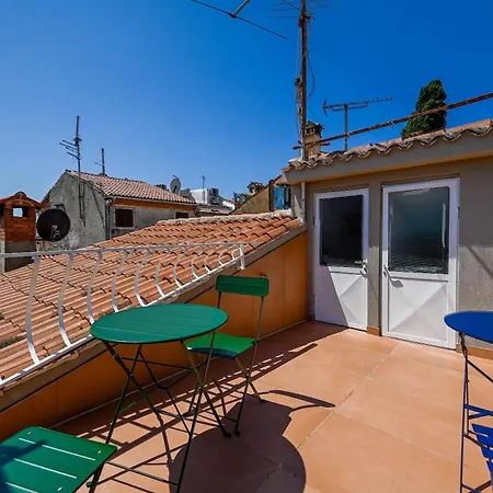 House Grisia 33 *