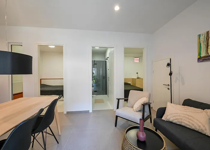 게스트하우스 House Grisia 33 3*