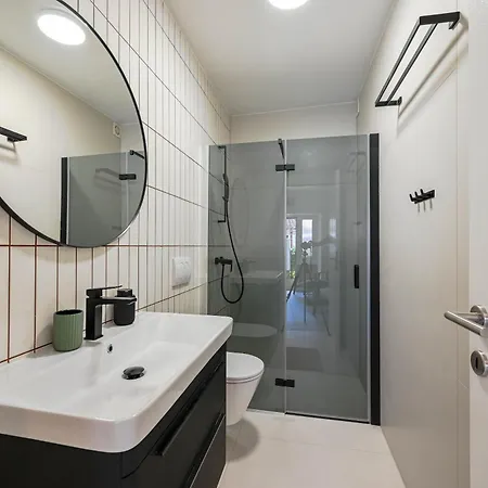 House Grisia 33 3* Ровинь