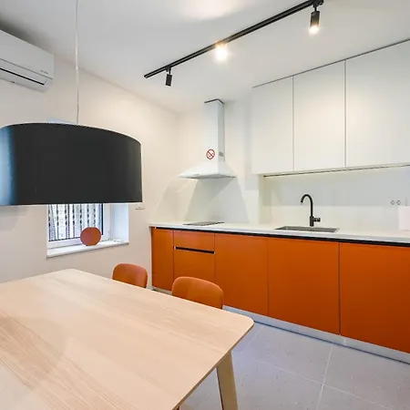 House Grisia 33