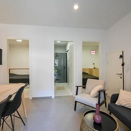Гостевой дом House Grisia 33 3*
