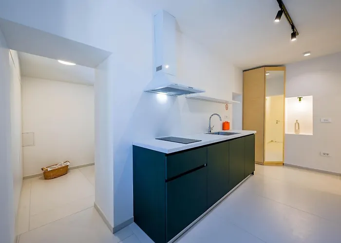 Pensión House Grisia 33